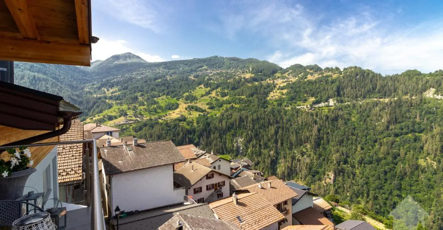 Duplex Attique de Luxe dans un Village Calme - Photo 10 sur 11
