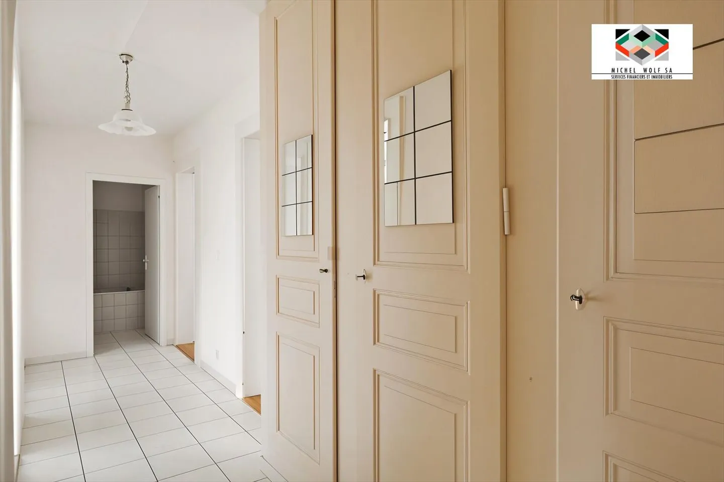 Beaux appartements de 3 pièces à la Chaux-de-Fonds - Photo 2 sur 9