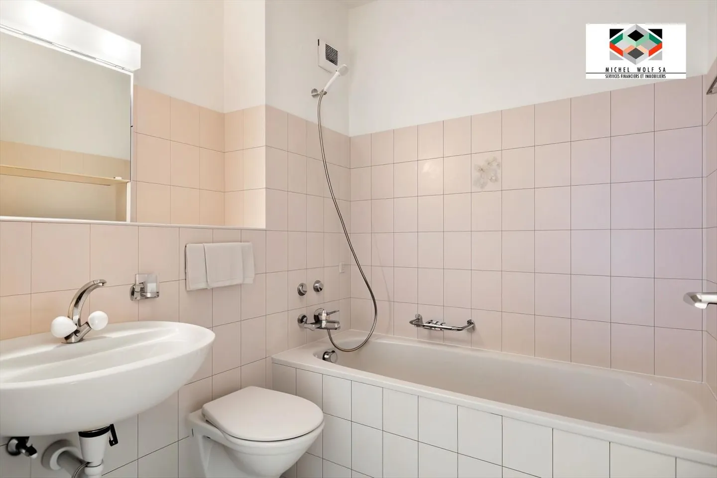 Beaux appartements de 3 pièces à la Chaux-de-Fonds - Photo 6 sur 9