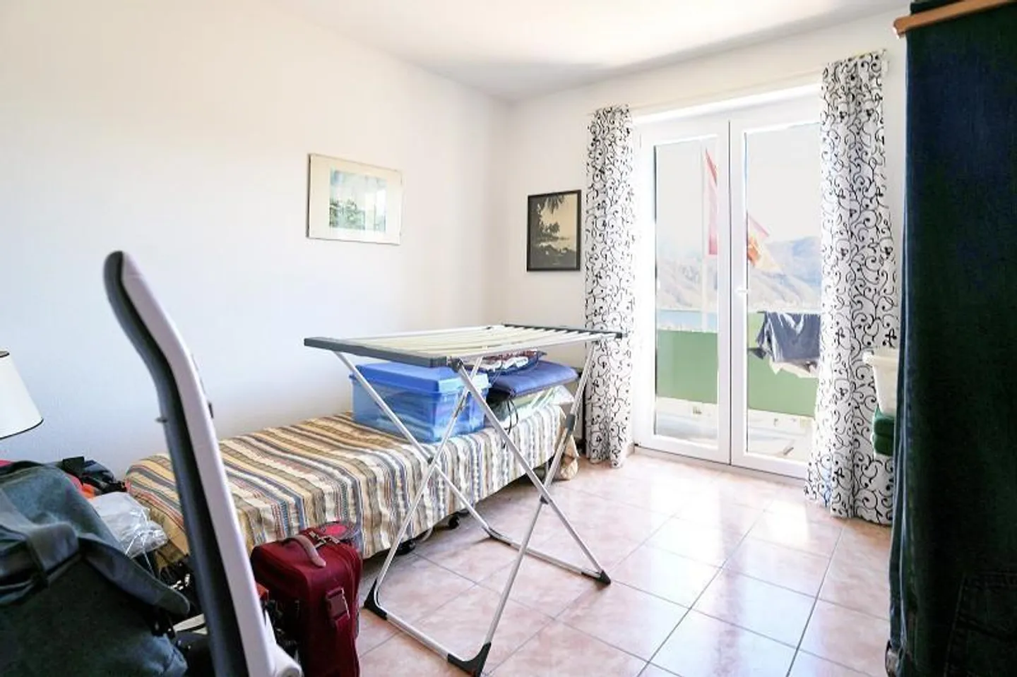 Villa 4 1/2 pièces avec piscine et beau jardin - Photo 11 sur 31