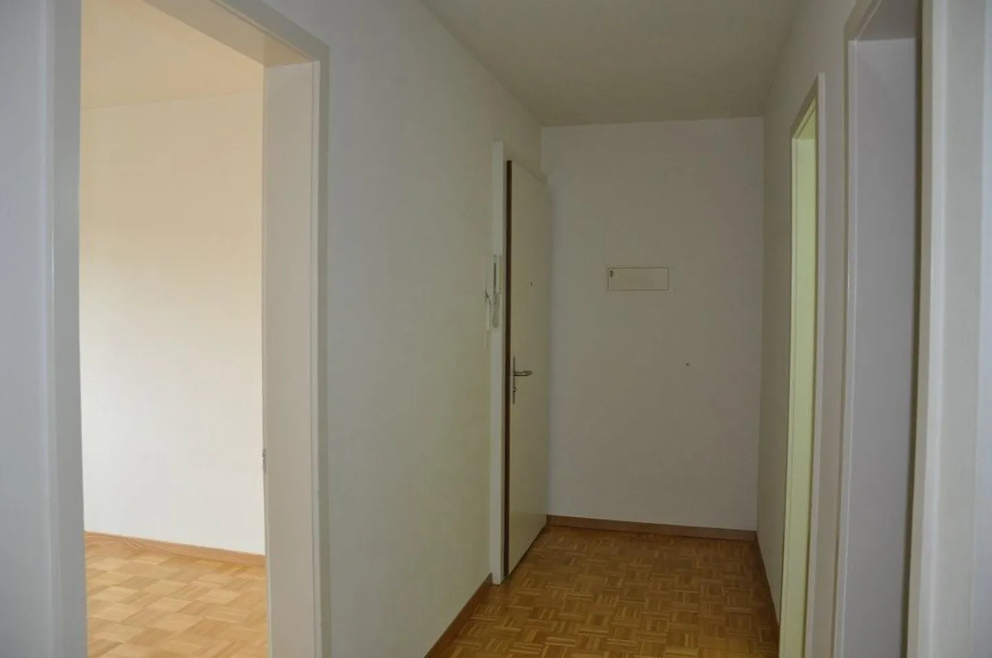 "Schwäbis": bellissimo appartamento di 4.5 stanze - Foto 5 di 12