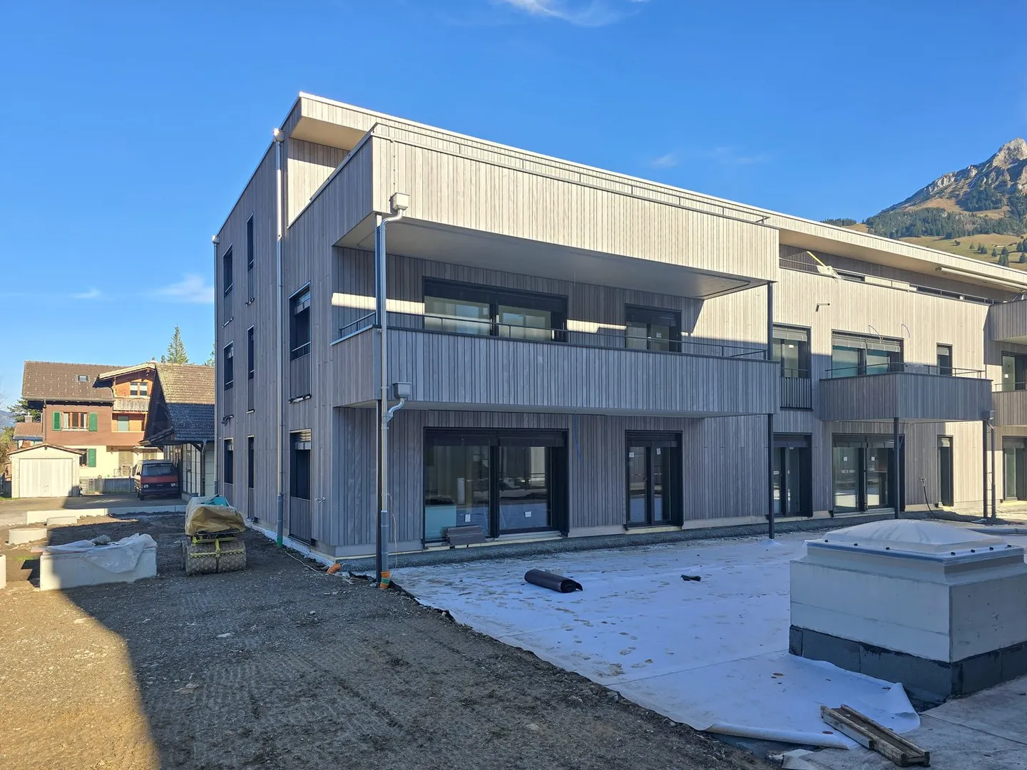 Appartement 4.5 pièces 1er étage avec ascenseur - Photo 1 sur 9