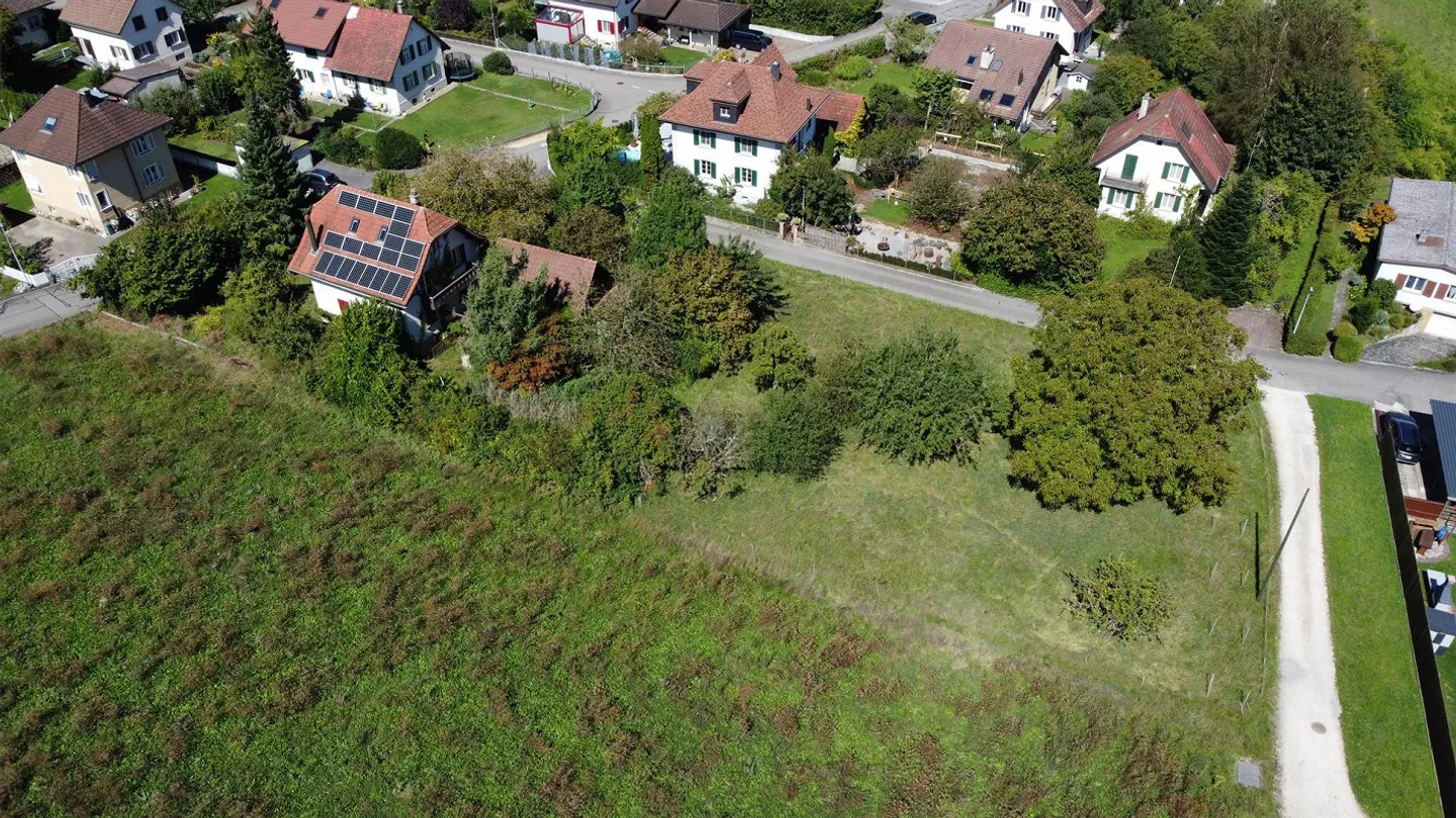 2'203 m2 di terreno edificabile con progetto di costruzione approvato! - Foto 3 di 5