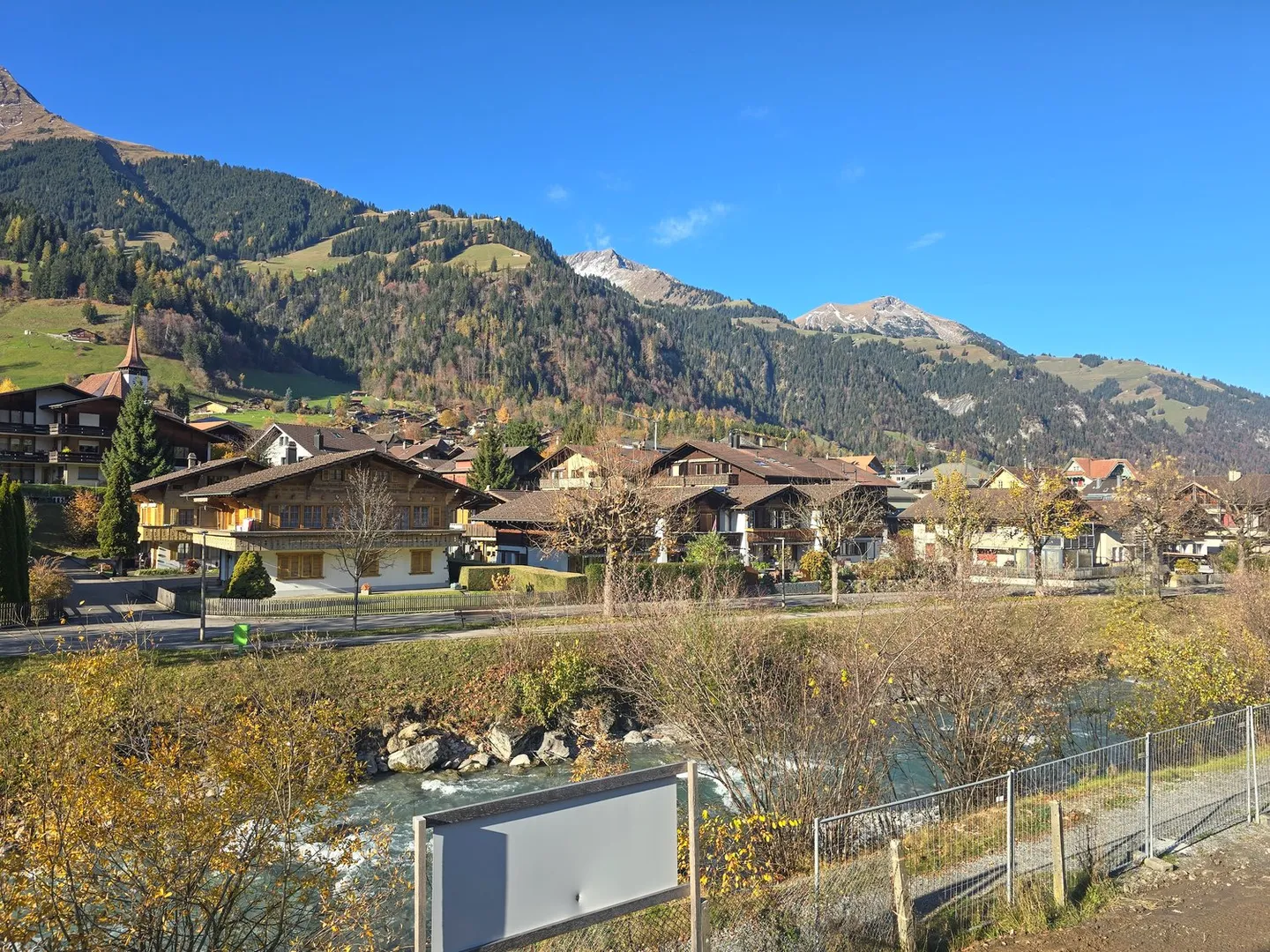 Appartement 4.5 pièces 1er étage avec ascenseur - Photo 7 sur 9