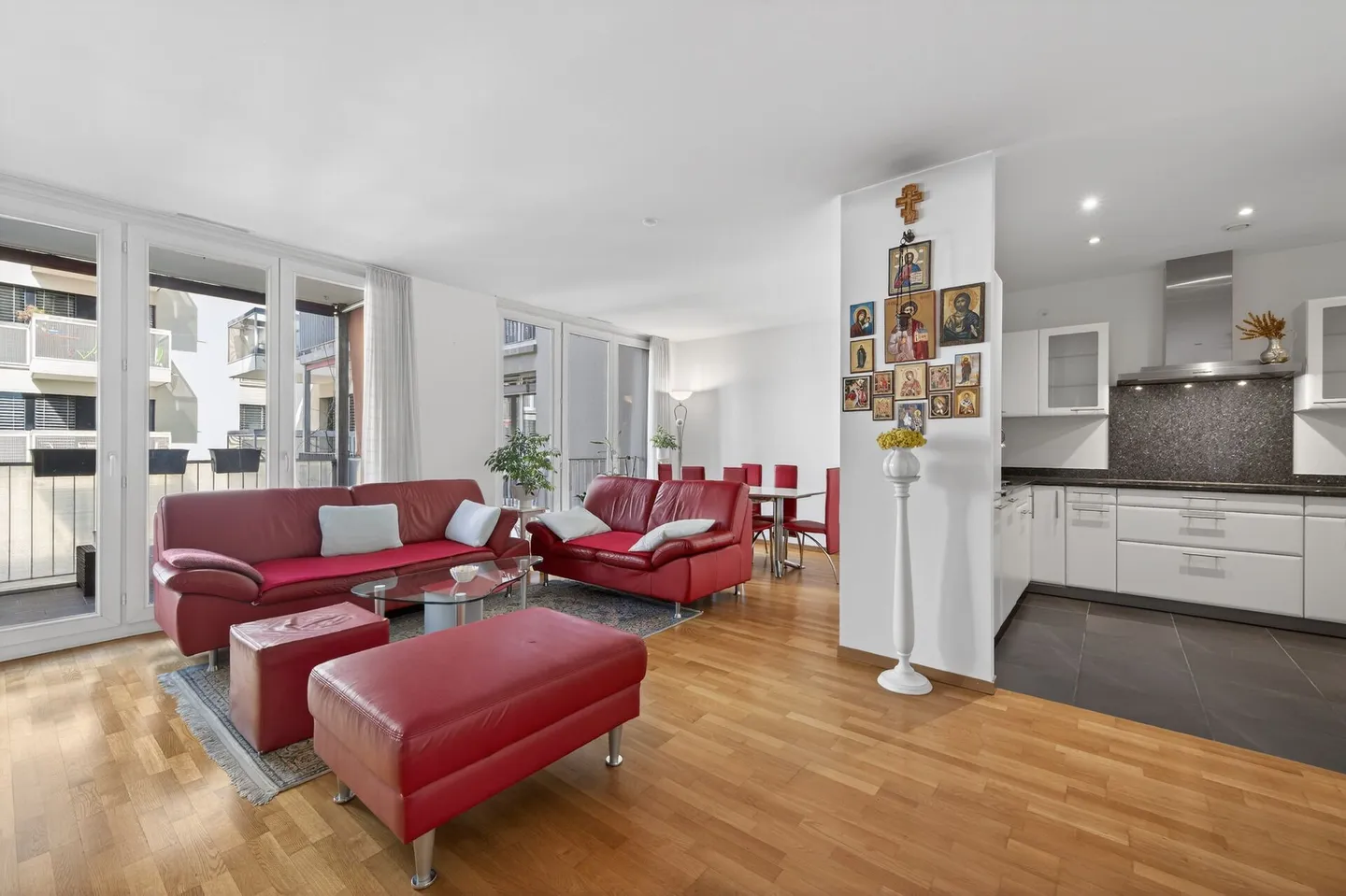 Charmante Wohnung in Zürich - Foto 2 von 10