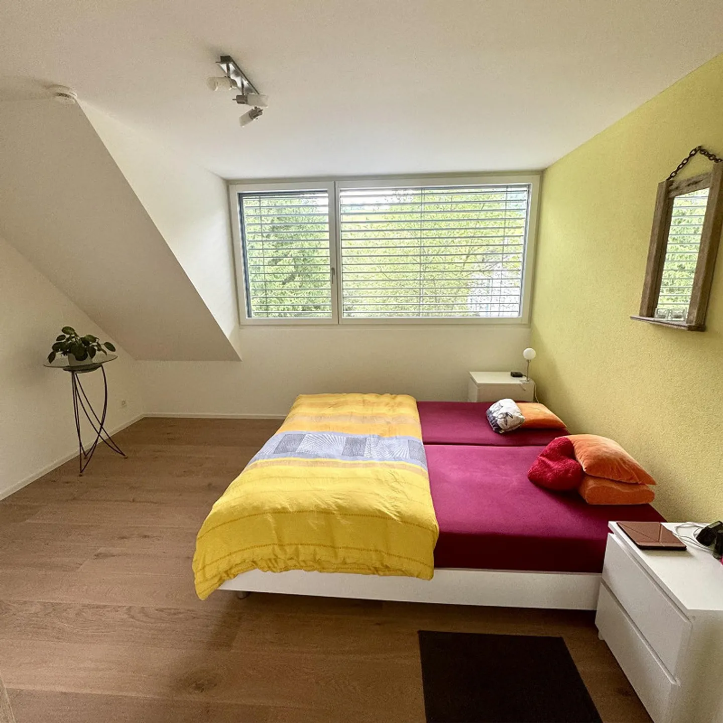 Attico moderno di 5,5 stanze con bella vista - Foto 8 di 14