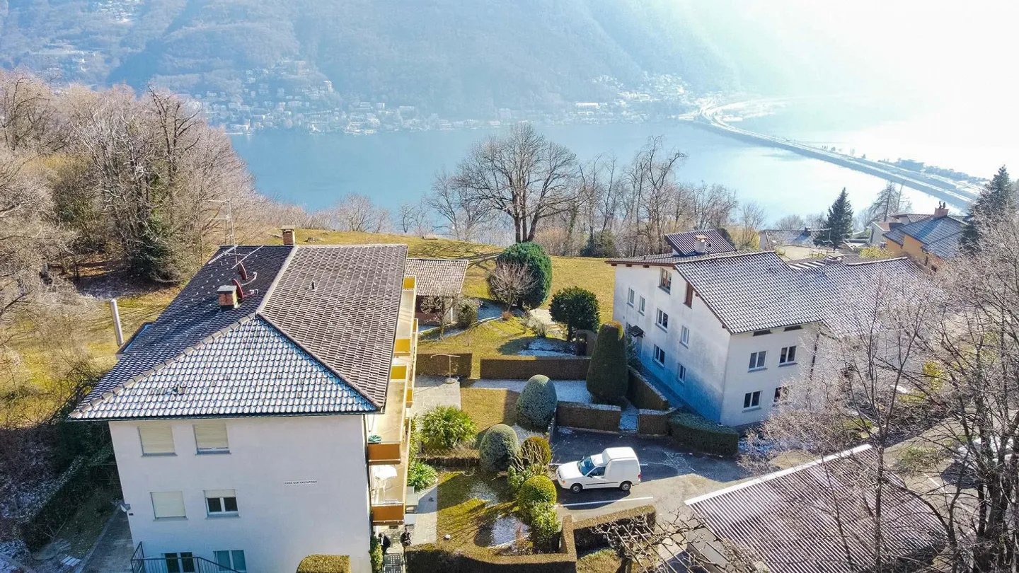 3.5 rooms with garden in Carona - Secondary residence - Photo 6 of 8