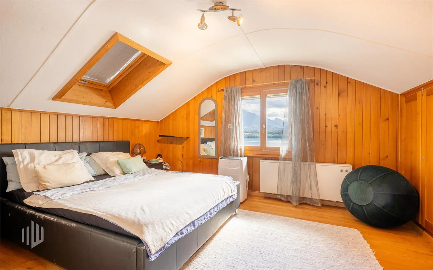 ImmoWyss - Chalet with a separate apartment in a scenic location - Photo 5 of 13