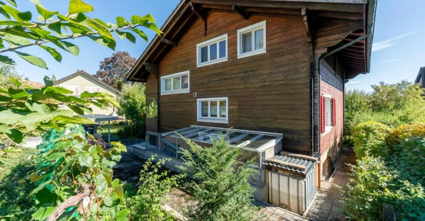 Charmantes Einfamilienhaus im Chaletstil - Foto 11 von 13