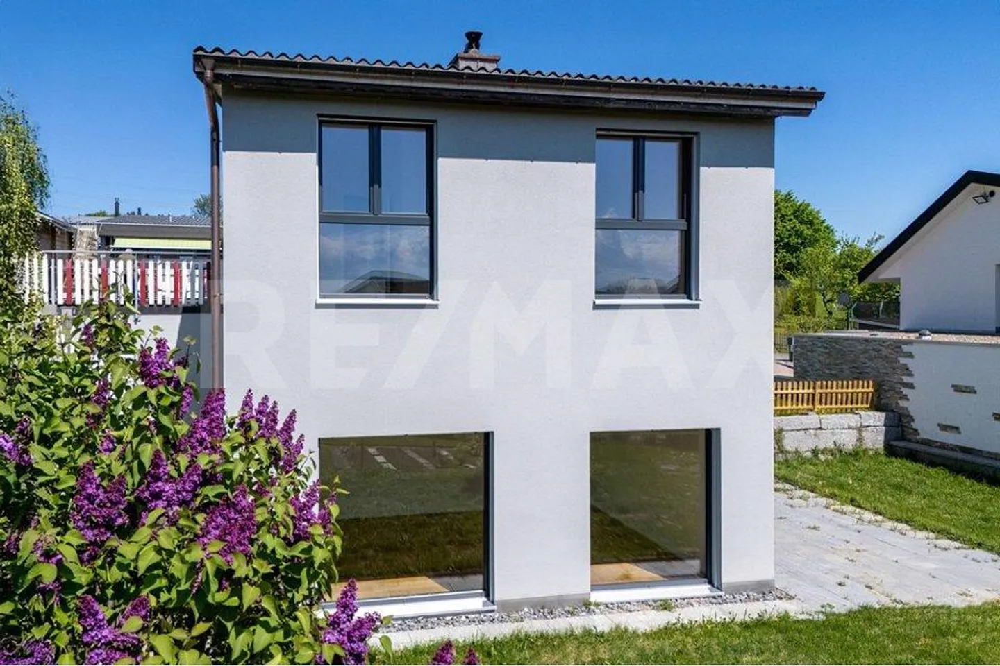 Ideale per famiglie – 4½ stanze, completamente ristrutturato, spazioso e con giardino! - Foto 11 di 13