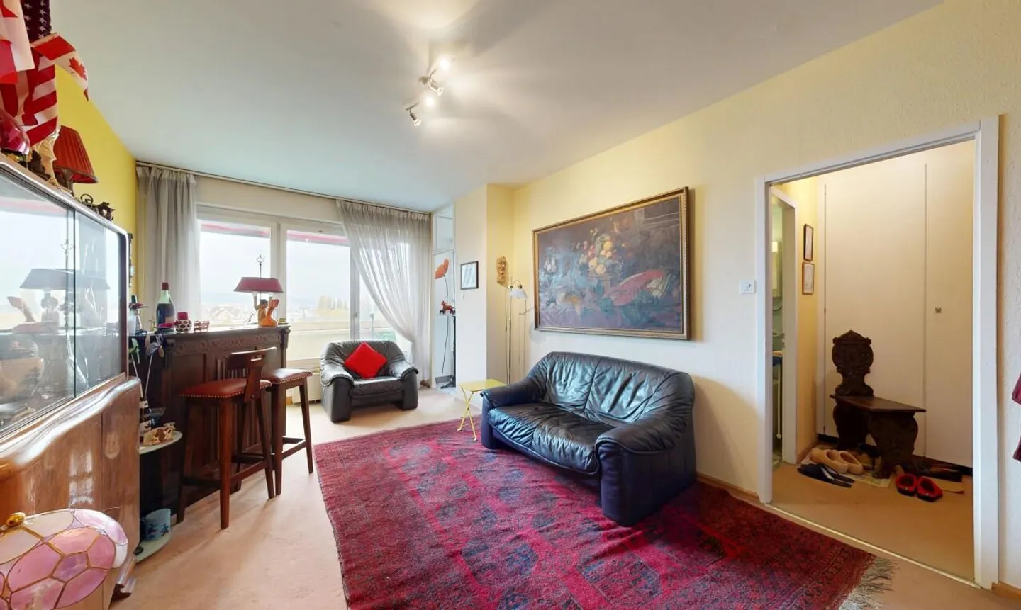 Ideal for investors! - Photo 1 of 13