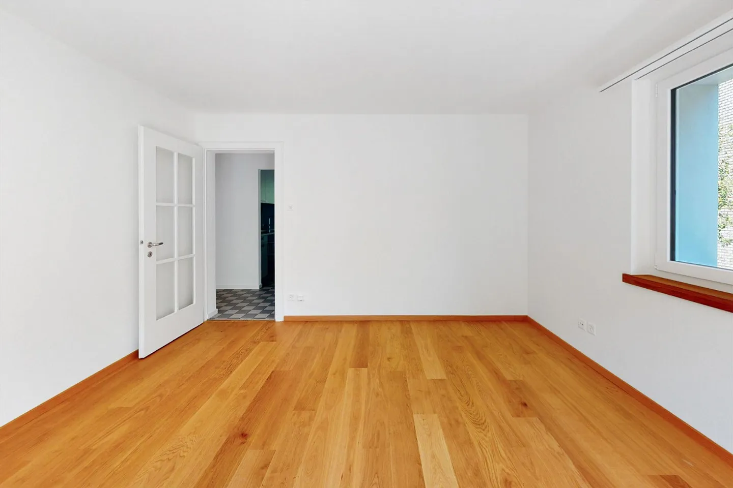 Your new home? Living in an attractive location - Photo 6 of 11