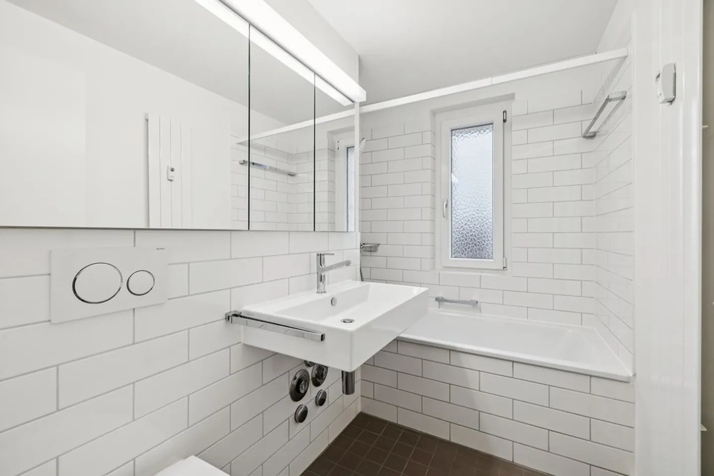 Bella appartamento ristrutturato di 4.5 stanze - Foto 4 di 11