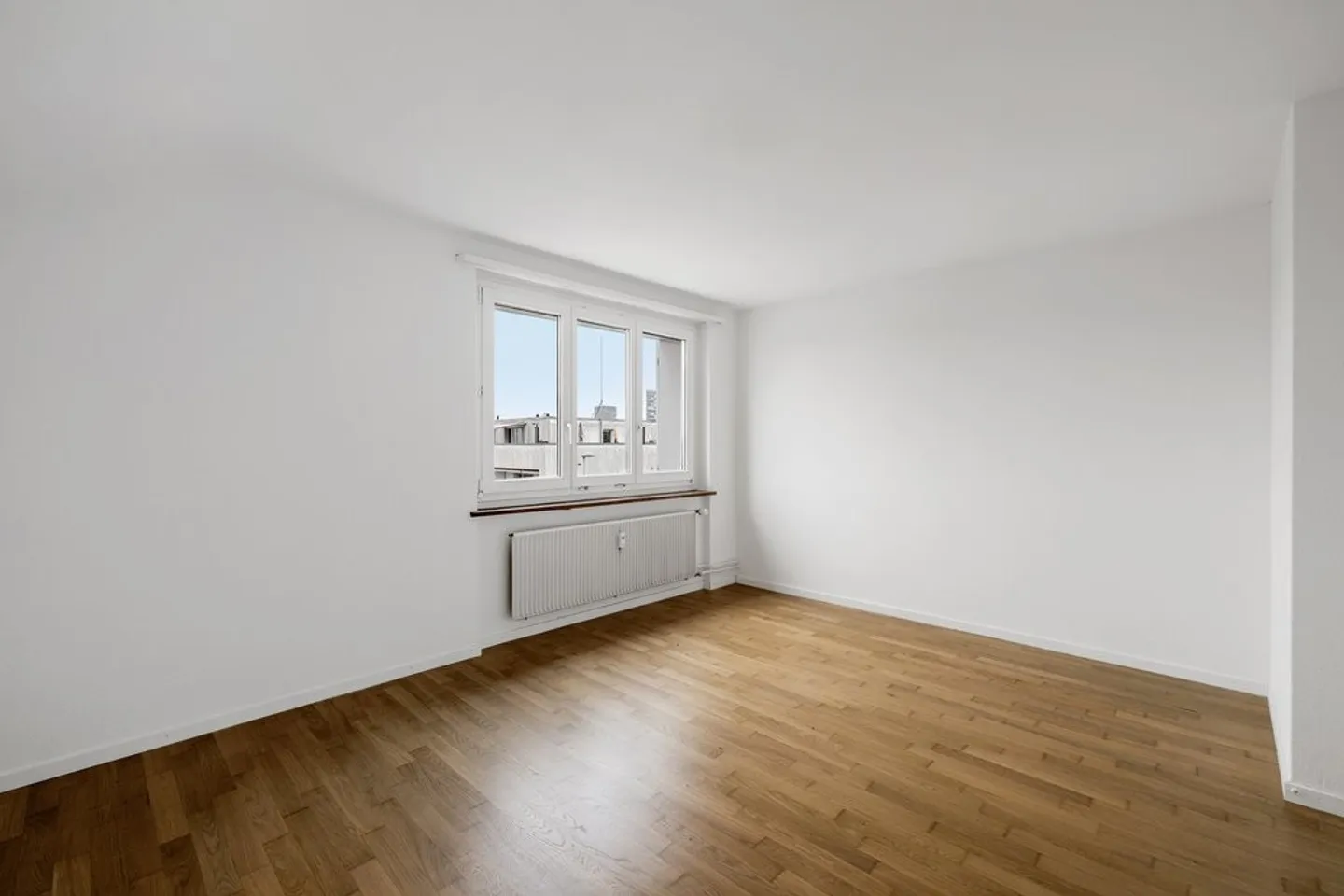 Bella appartamento ristrutturato di 4.5 stanze - Foto 7 di 11