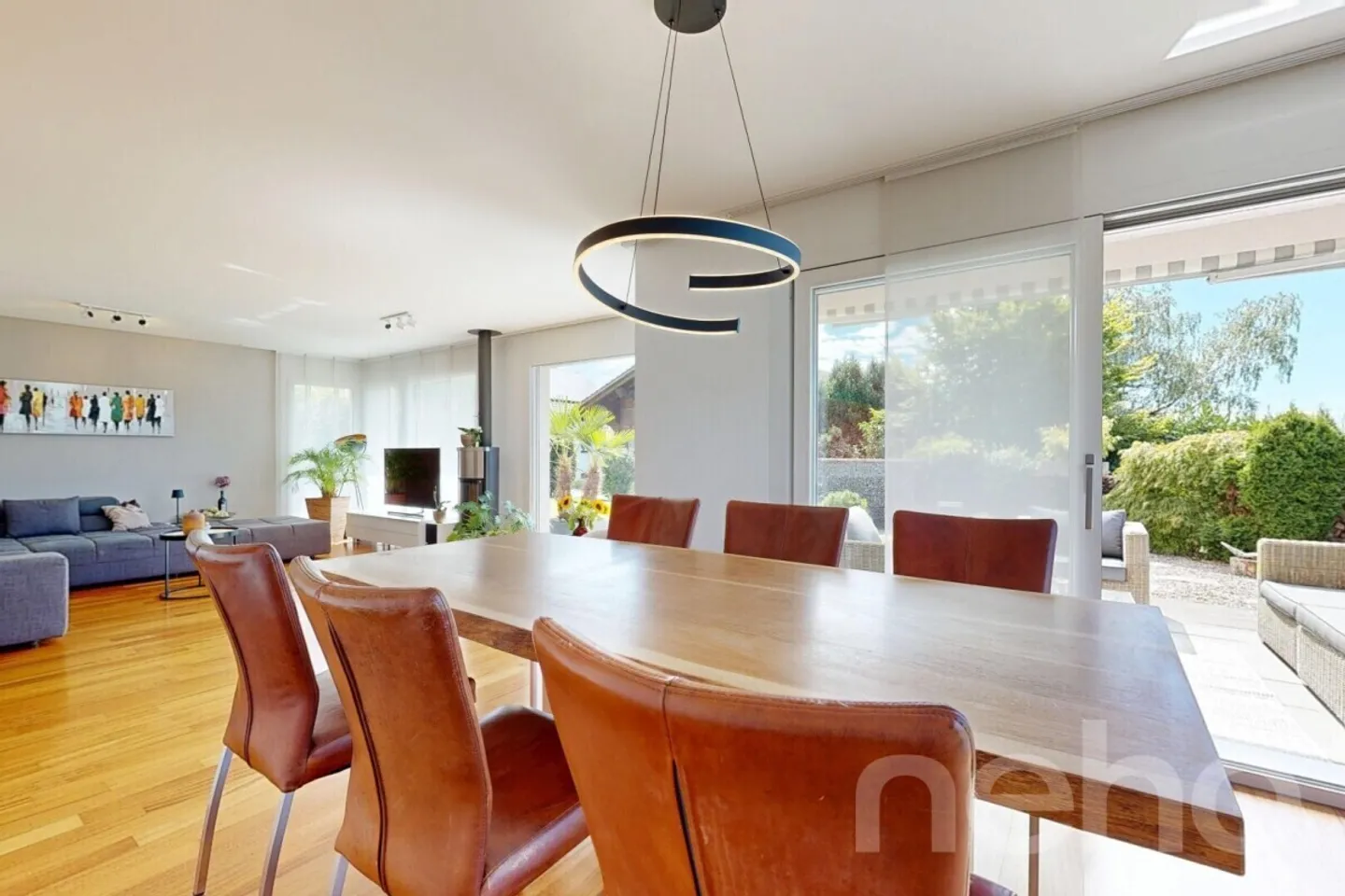 «Charmantes Einfamilienhaus mit liebevoll gestaltetem Garten» - Foto 3 von 13