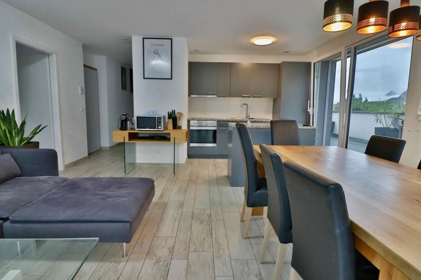 Superbo attico di 4,5 stanze nel centro del villaggio - Foto 9 di 26