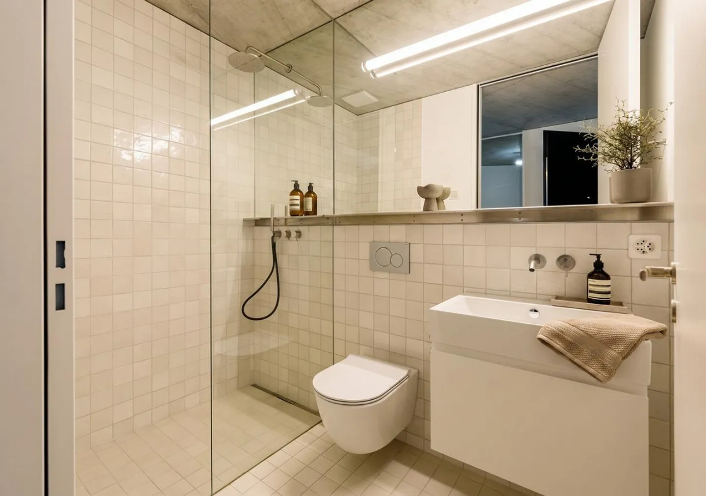 Einzigartige Gartenwohnung in Oberwil - Foto 8 von 10