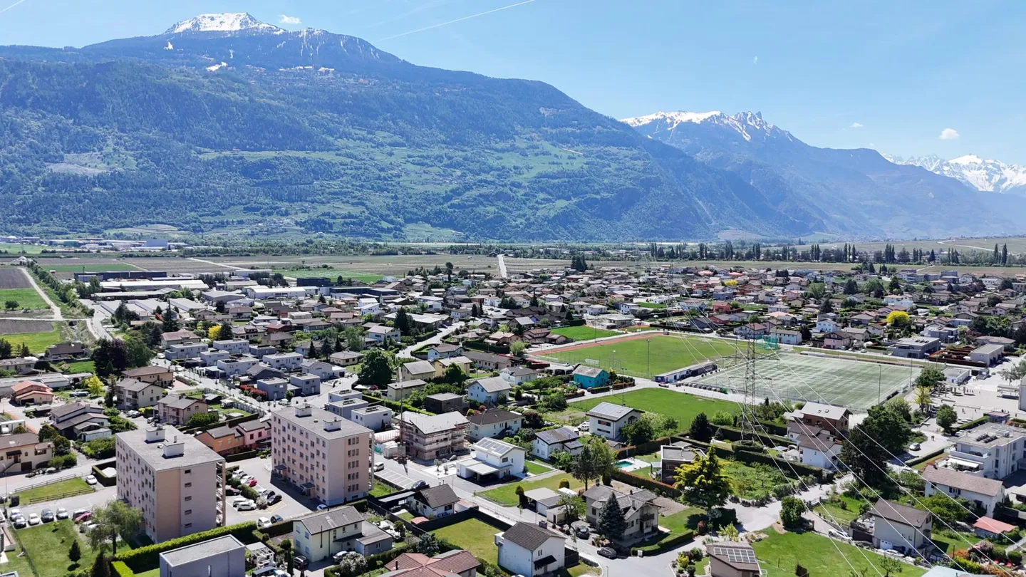 Appartamento nuovo di 5,5 locali con terrazza e giardino - Foto 1 di 6