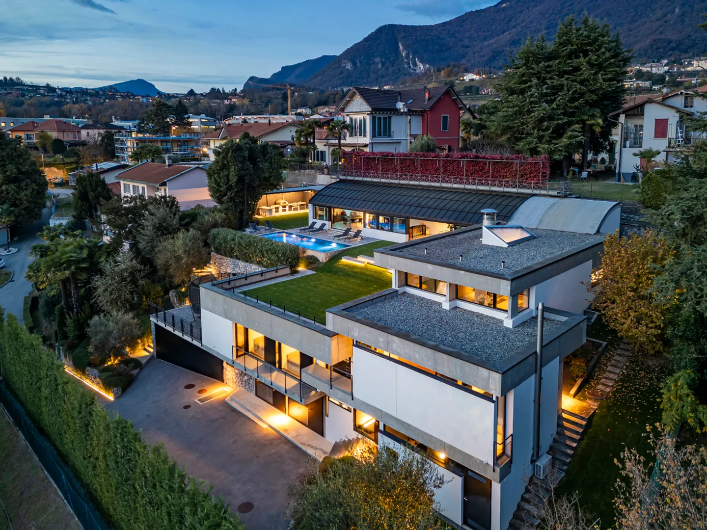 Charmante Villa mit Panoramablick - Foto 2 von 20