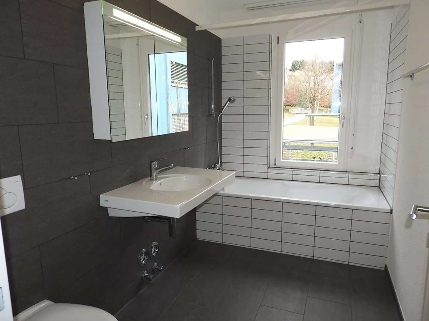 Ampio appartamento duplex in una posizione vicina alla natura - Foto 2 di 11