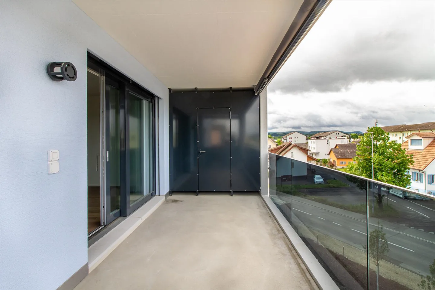 Modern 2½-room apartment in a central location - Photo 4 of 7