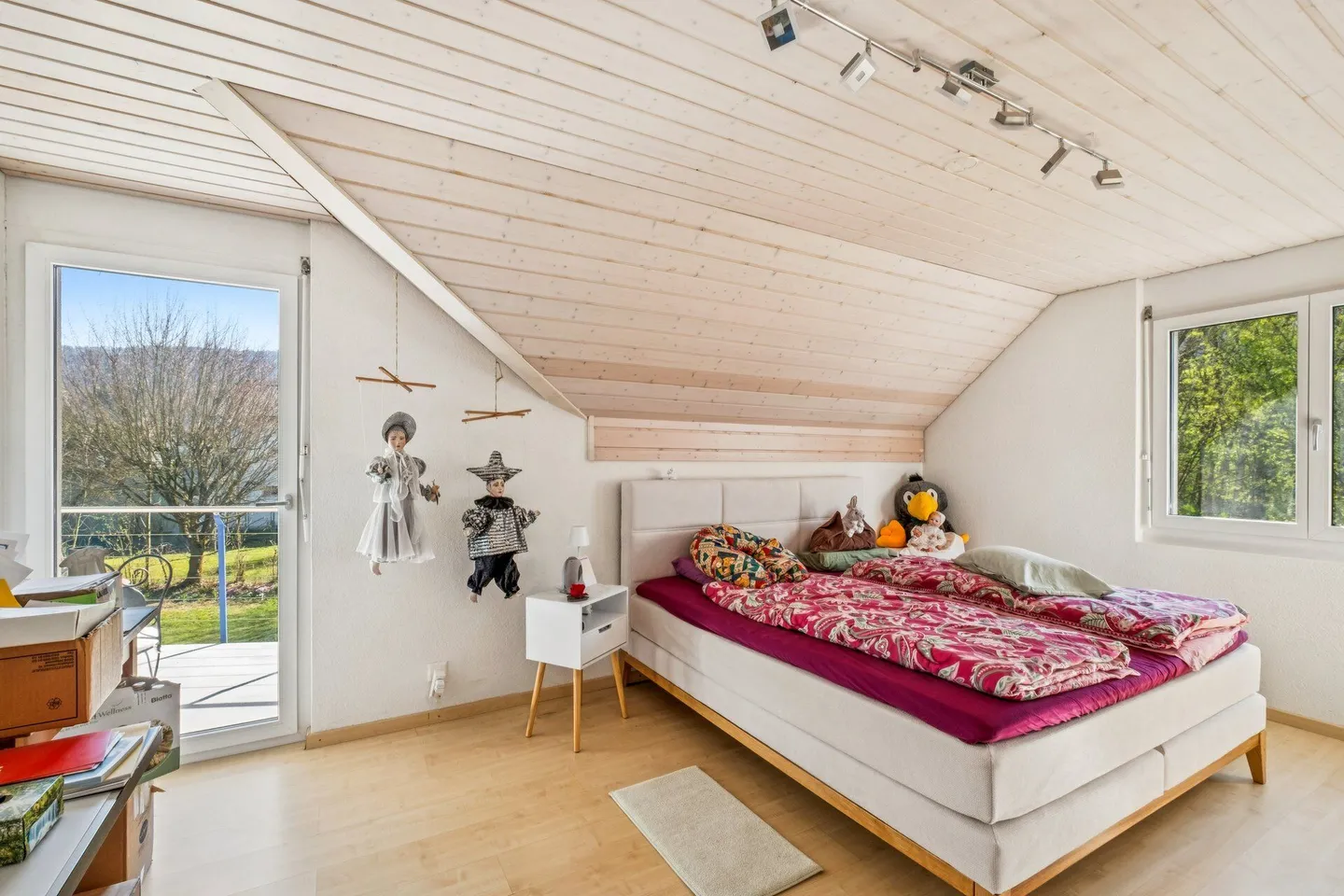 Charmantes Familienhaus mit Garten - Foto 8 von 11