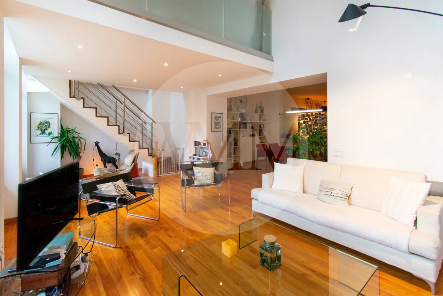 LOFT VON CHARME MIT PRIVATGARTEN UND ANGRENZENDEM APARTMENT - Foto 2 von 20