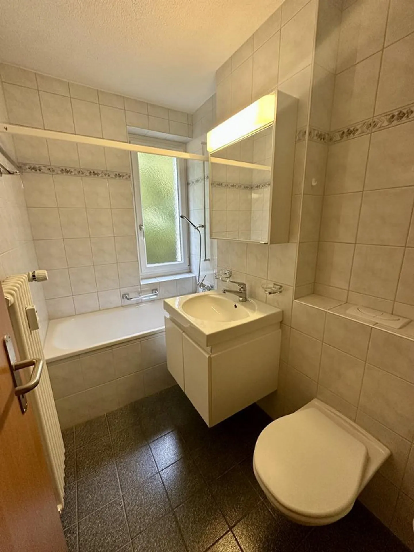 Charmante Wohnung in Wald ZH - Foto 8 von 9