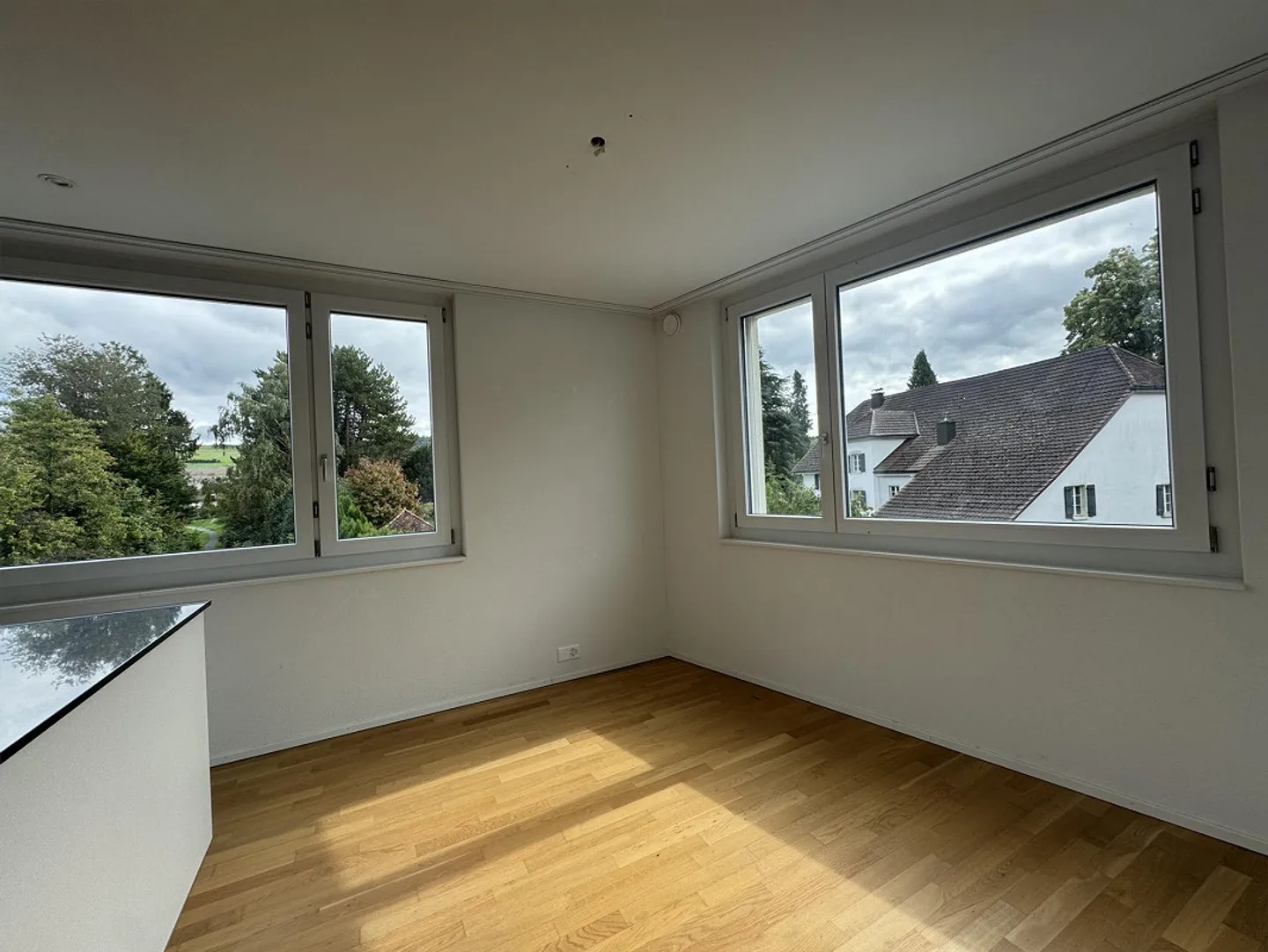 Fahrwangen: Close to the Lake | Everything You Need - Photo 3 of 13