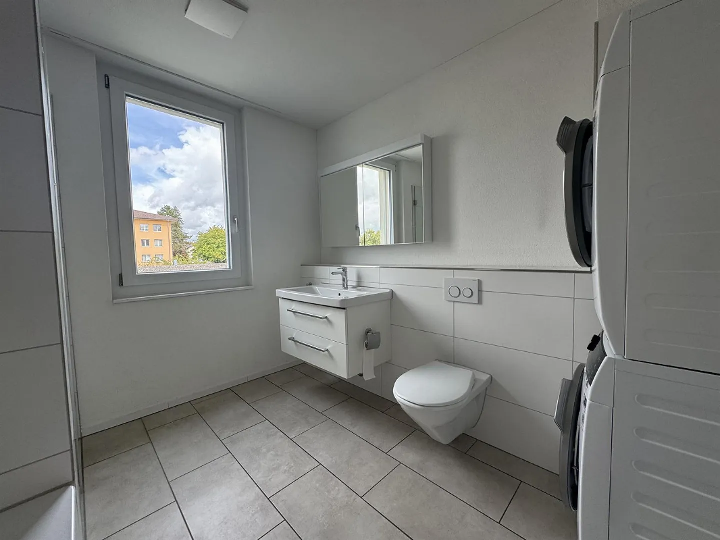 Fahrwangen: Close to the Lake | Everything You Need - Photo 9 of 13