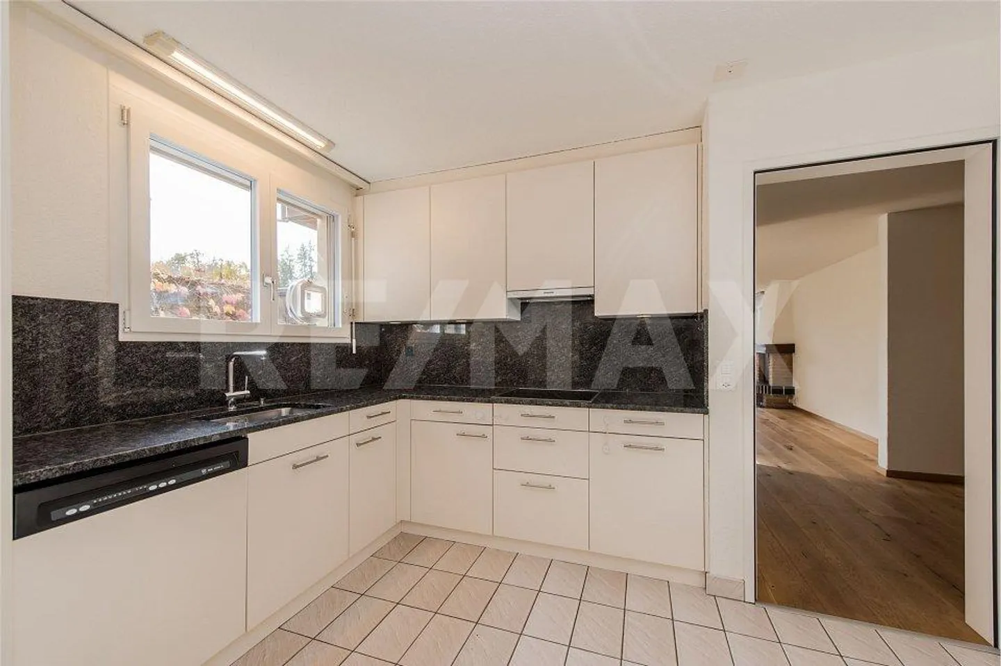 Appartement 4.5 pièces - Foto 4 von 12