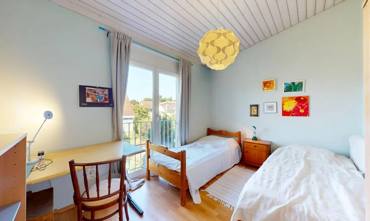 Charmante maison jumelée dans un quartier amical cherche une nouvelle famille - Photo 7 sur 13