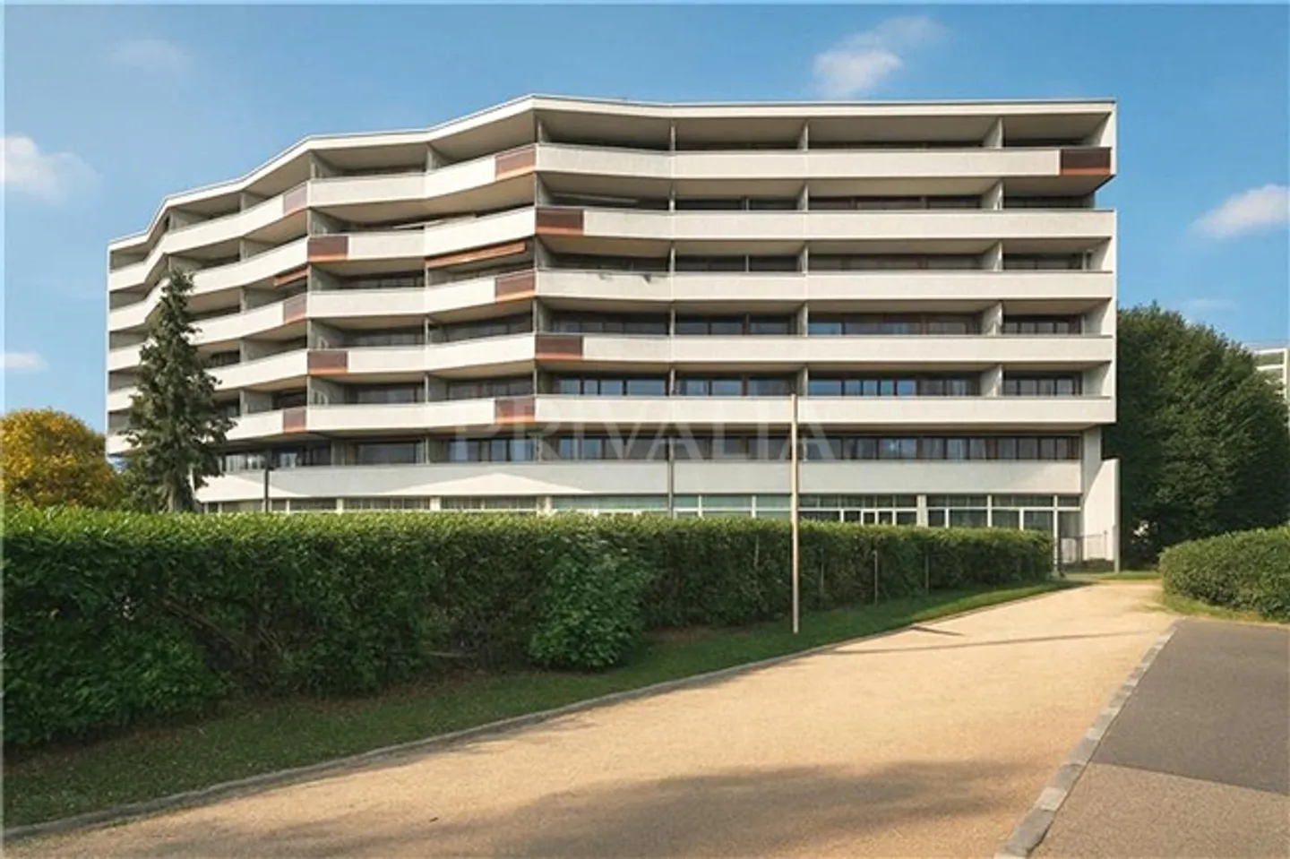 Nouvelle opportunité par le passage, emplacement stratégique - Photo 1 sur 7