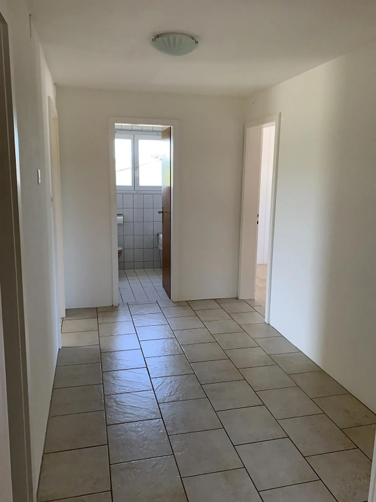 Sonnige 4-Zimmer-Wohnung - Foto 6 von 11
