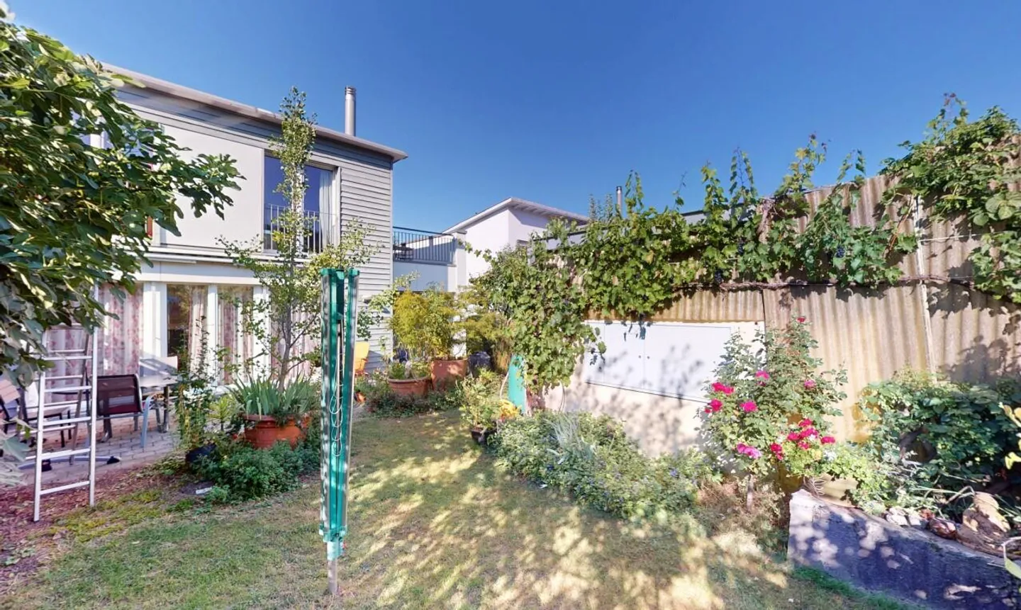 Charmante maison jumelée dans un quartier amical cherche une nouvelle famille - Photo 12 sur 13