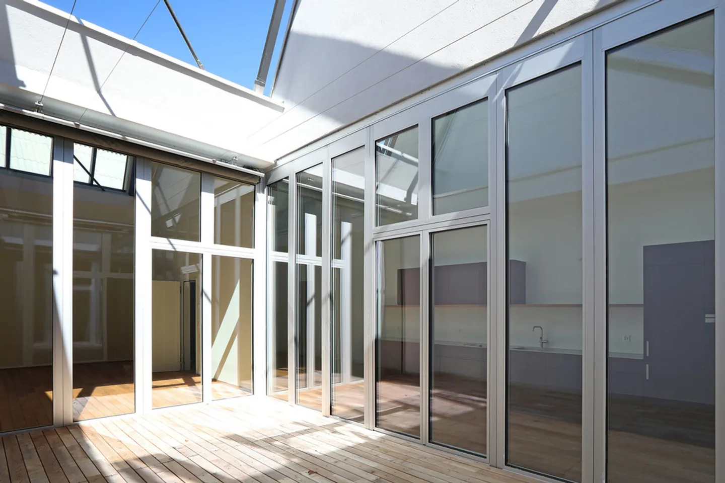 Appartement exclusif au centre de Bâle - Photo 2 sur 11