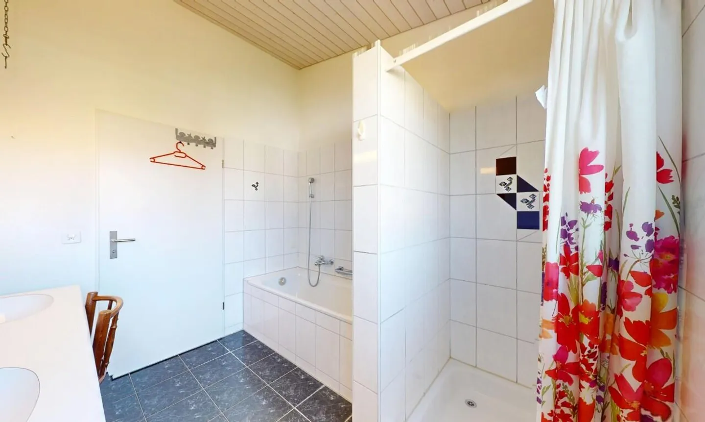 Charmante maison jumelée dans un quartier amical cherche une nouvelle famille - Photo 11 sur 13