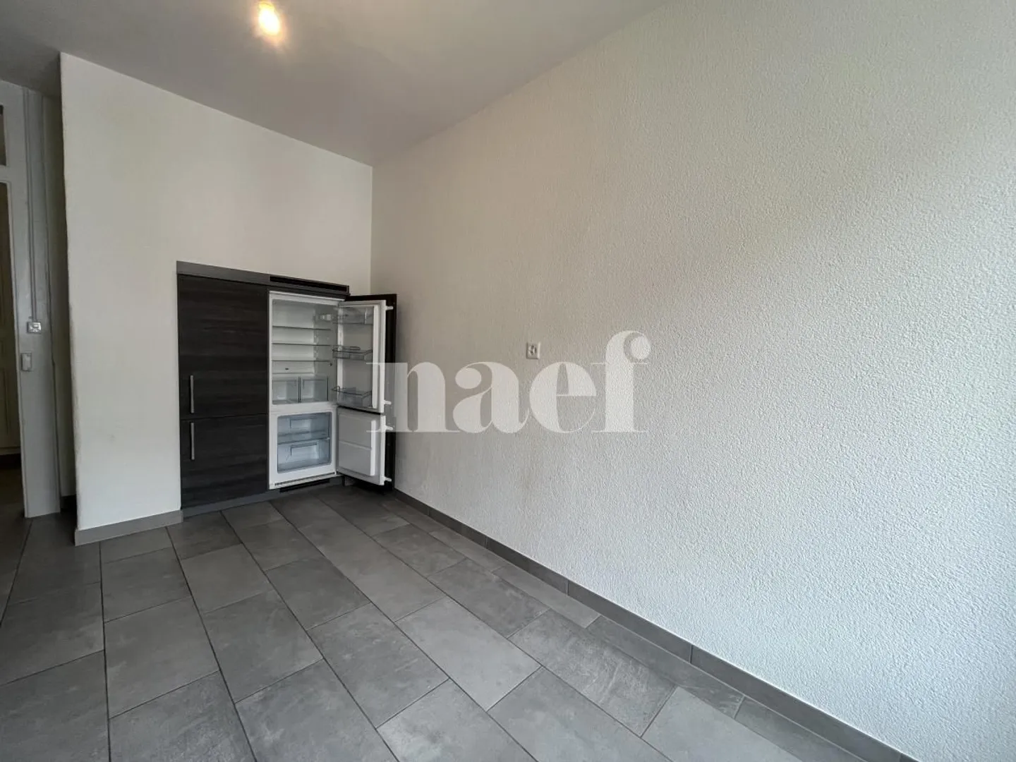 Charmant Appartement 3 Pièces - Photo 3 sur 9