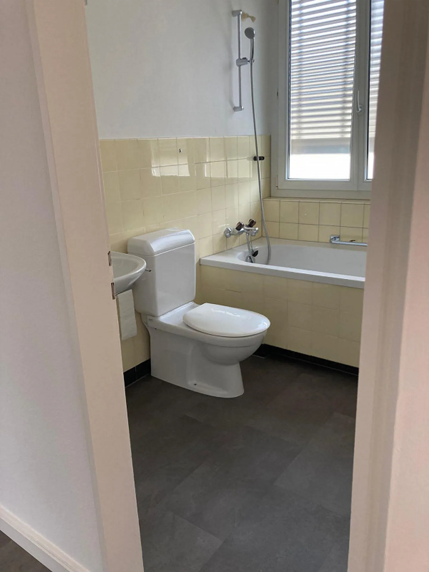 Charmante 2-Zimmerwohnung im Maihofquartier - Foto 6 von 7