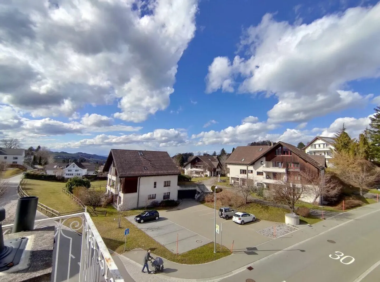 Situato in un luogo tranquillo con balcone - Foto 7 di 7