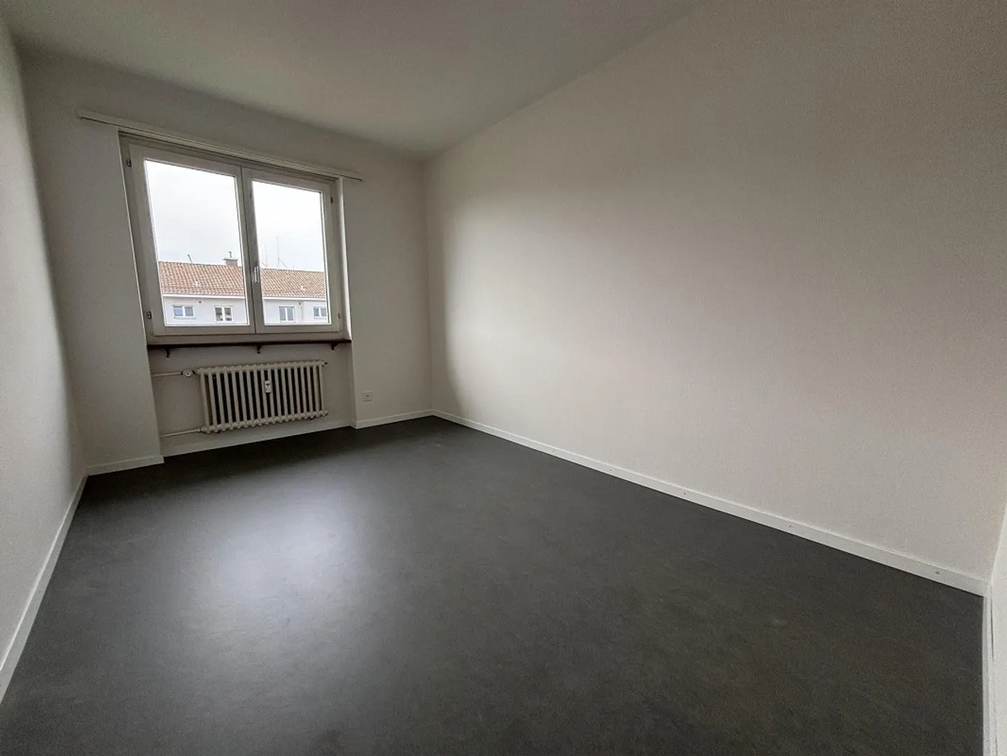 Geräumige Wohnung in ruhiger Lage - Foto 8 von 9
