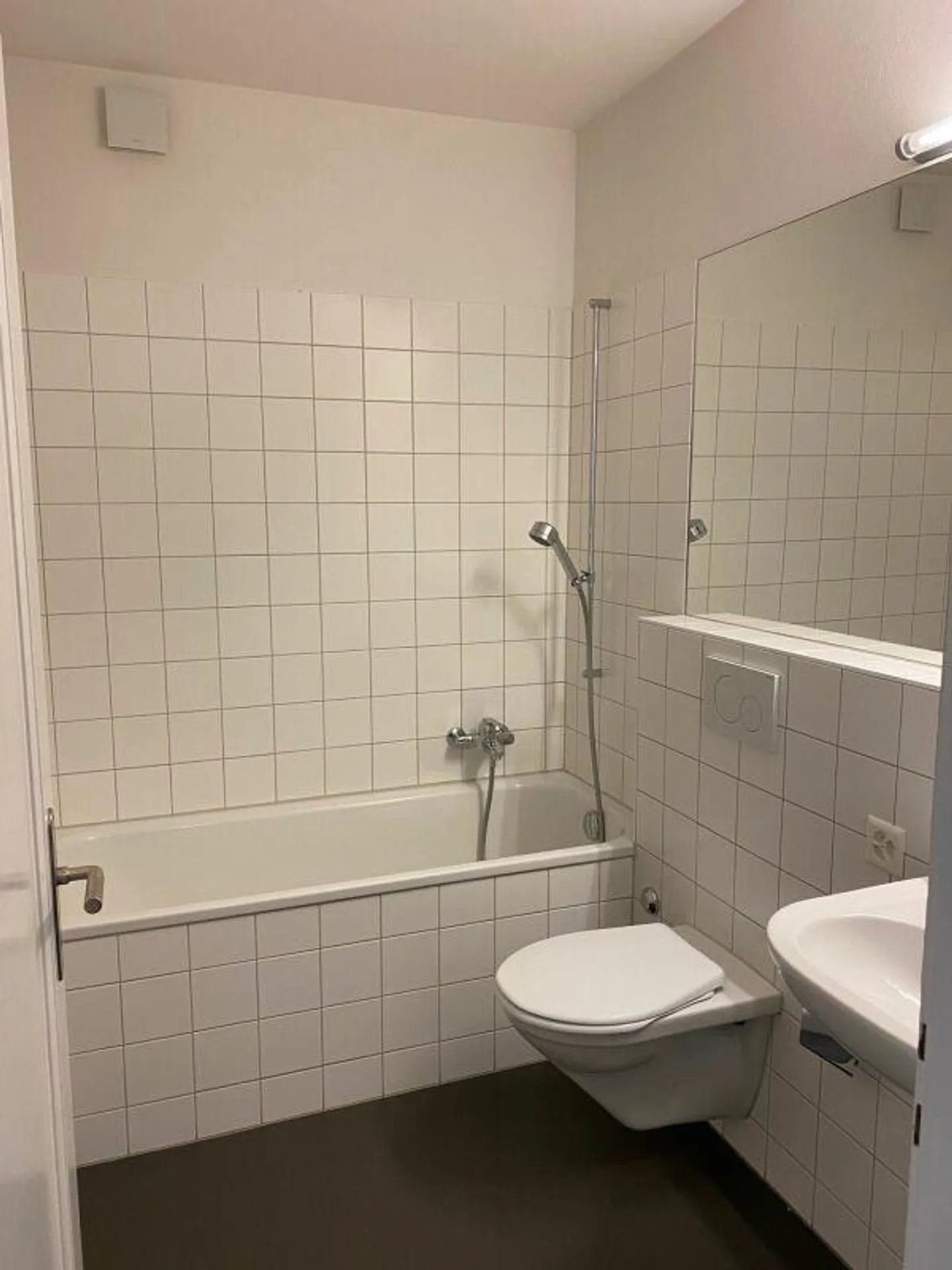 3 Room Apartment in Liebefeld - Photo 6 of 6