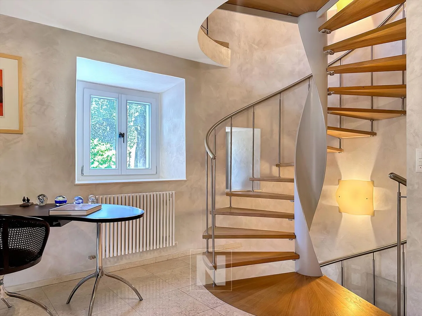 Loft completamente ristrutturato a Concise - Foto 3 di 13