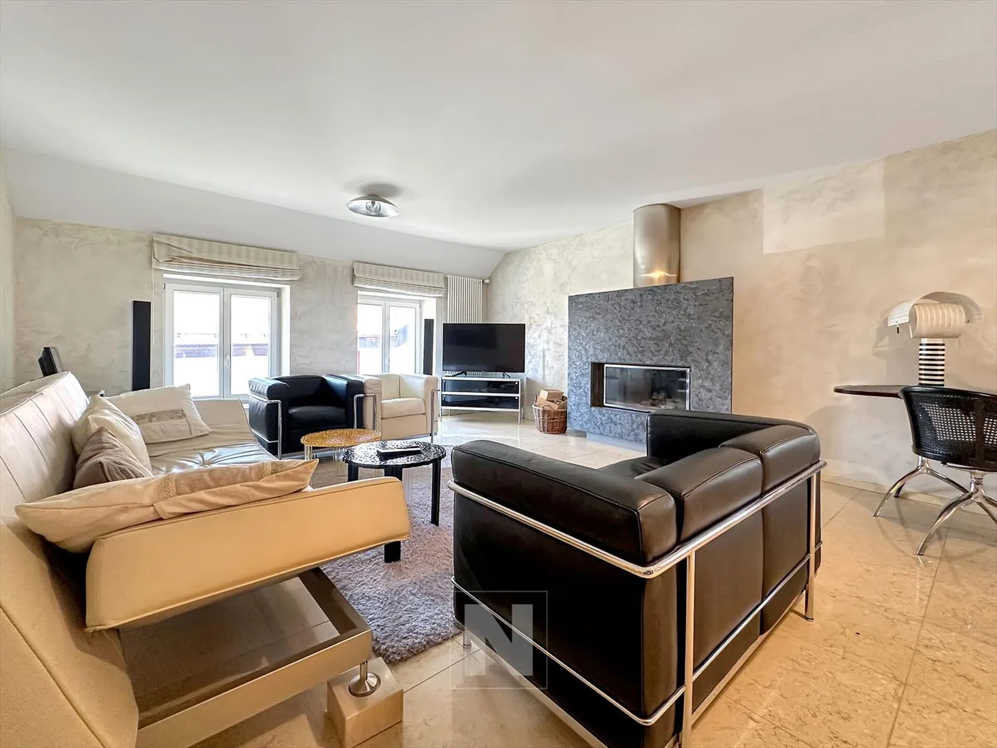 Loft completamente ristrutturato a Concise - Foto 4 di 13