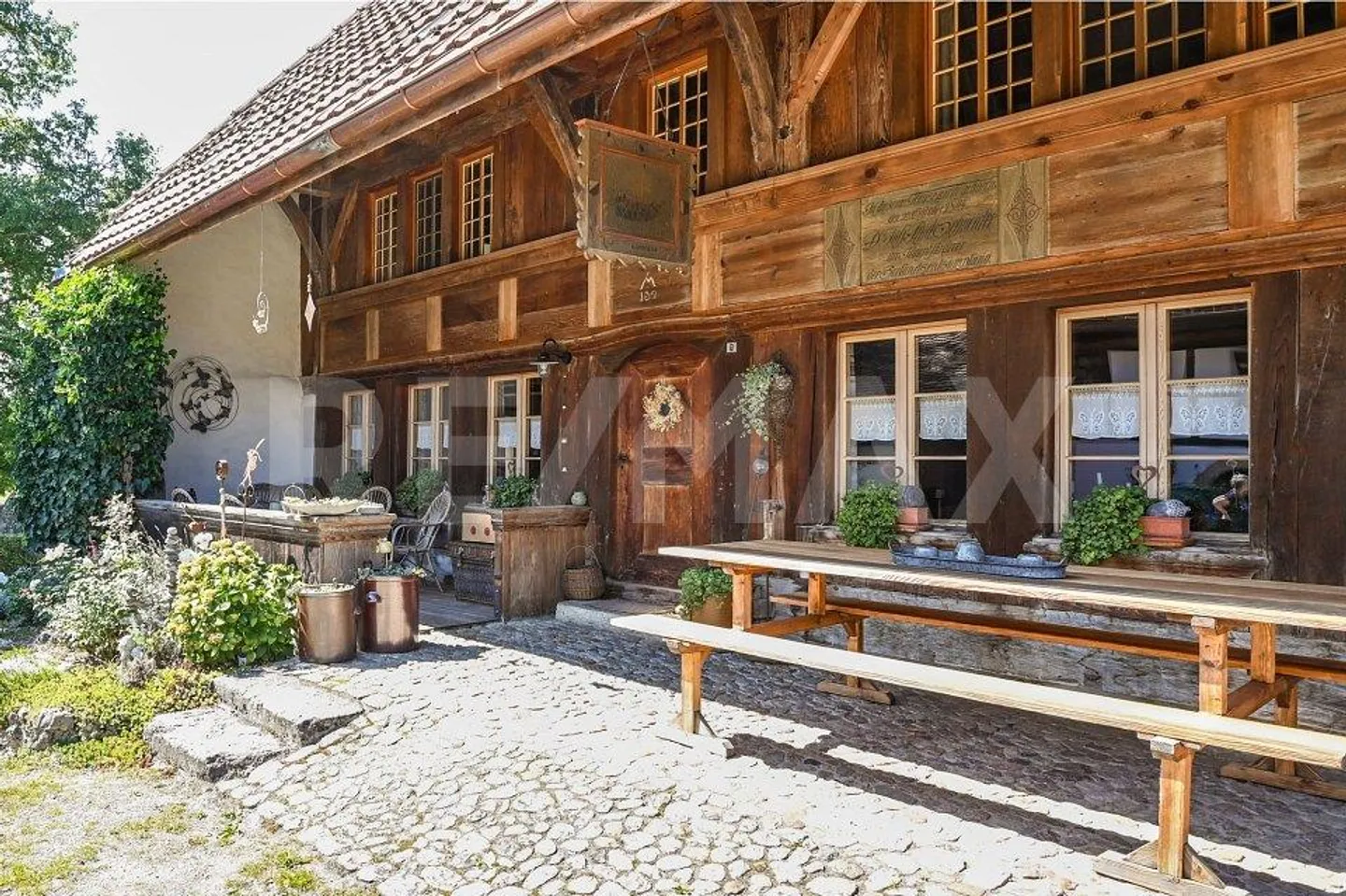 Historisches Bauernhaus in sehr gutem Zustand - Foto 2 von 13