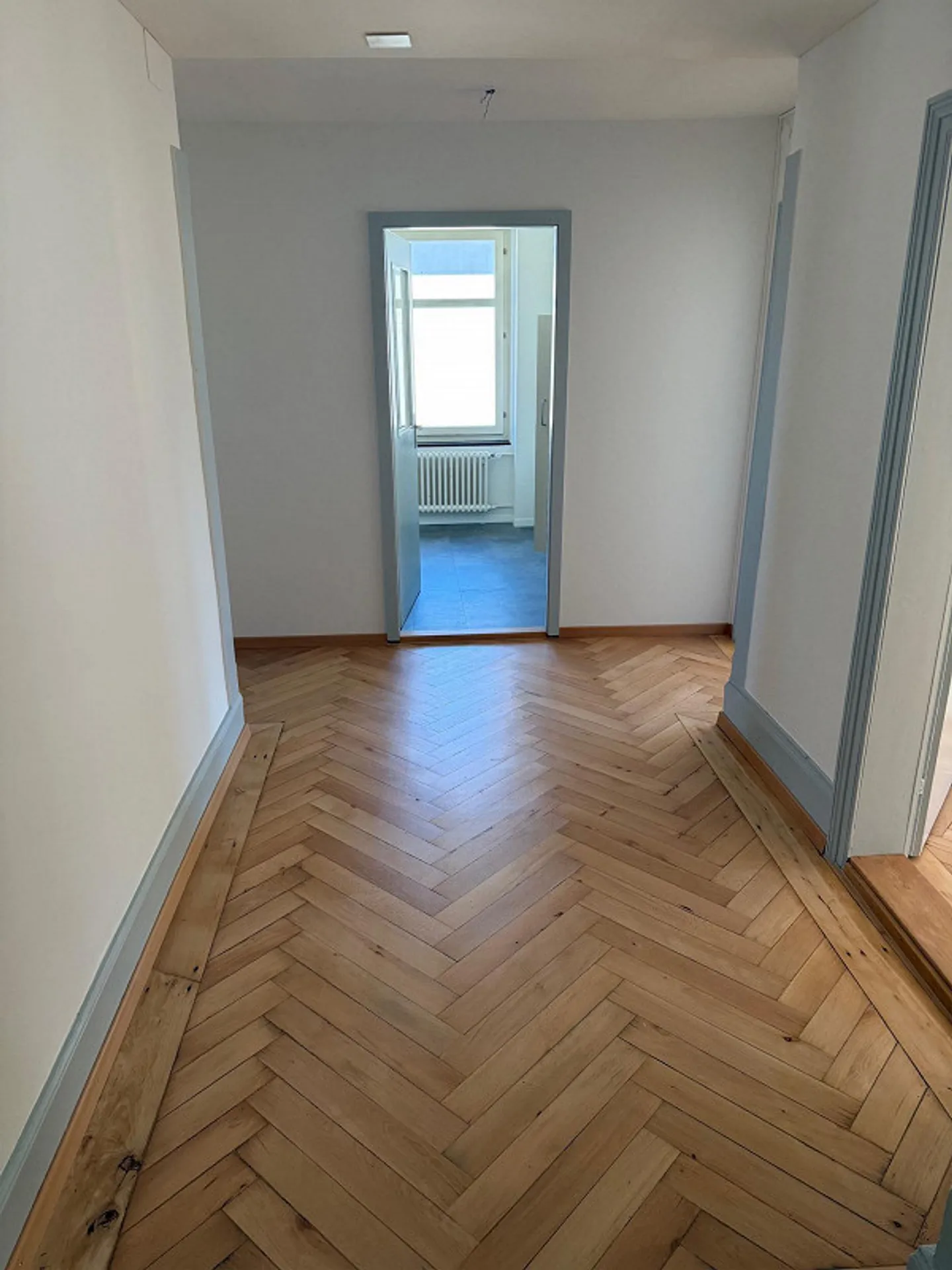 Belle appartement de 4 pièces dans le quartier de Lachen - Photo 7 sur 7