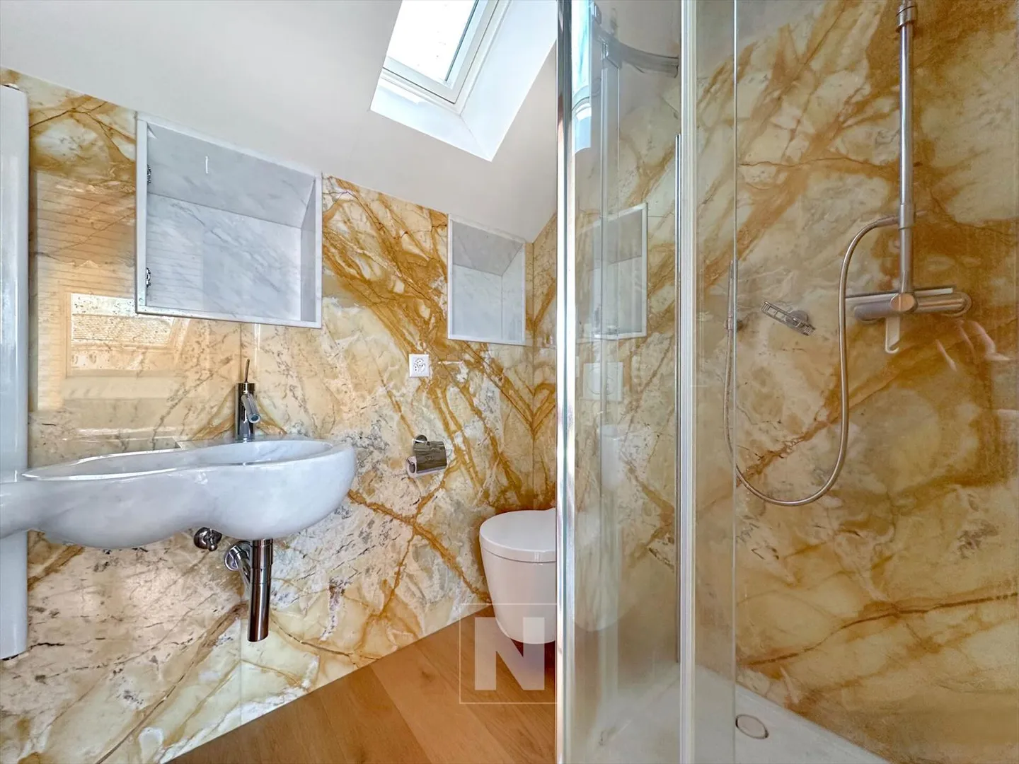 Loft completamente ristrutturato a Concise - Foto 10 di 13