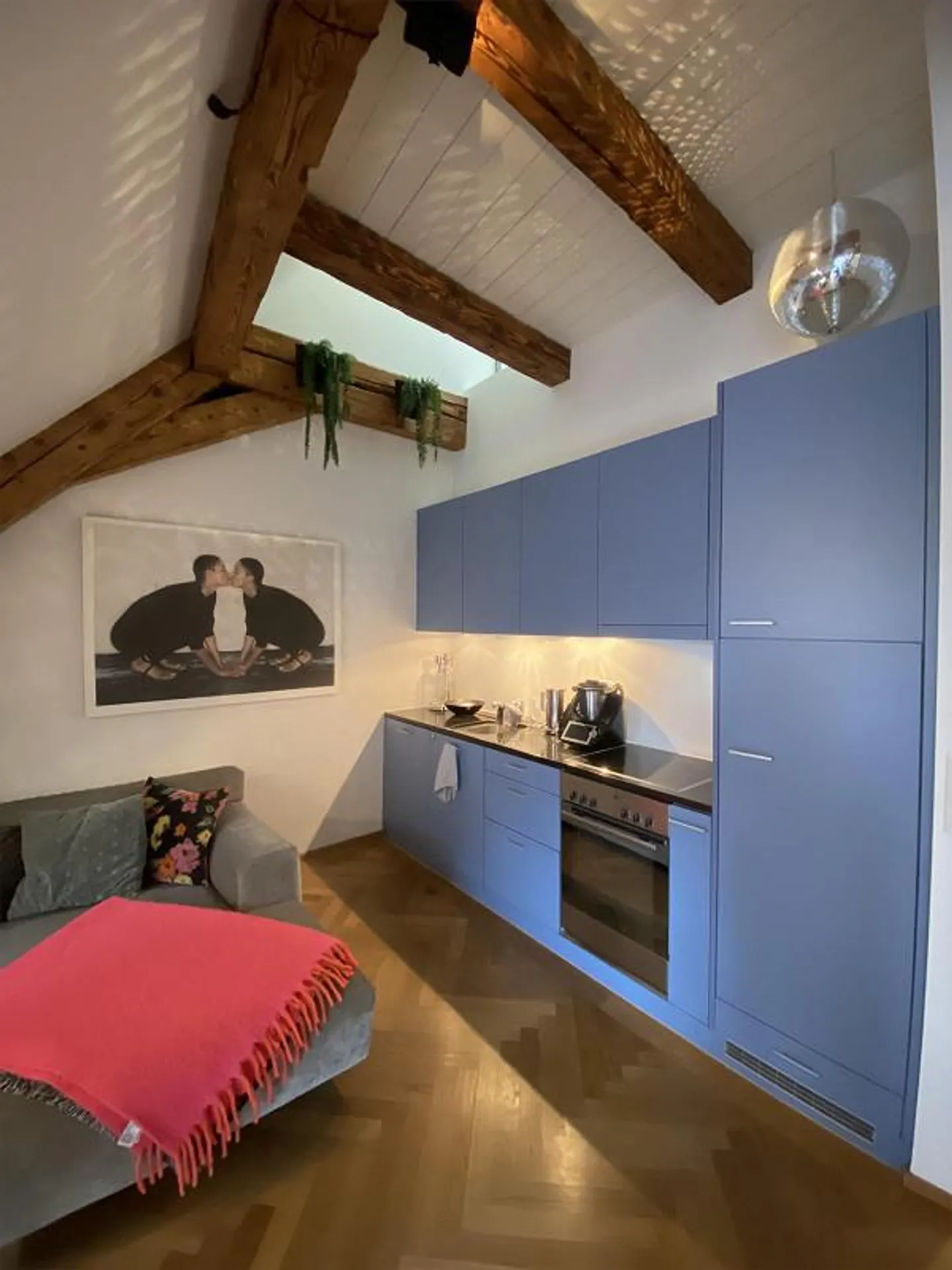 Appartamento duplex da sogno con vista sulle montagne nel centro storico di Lucerna - Foto 4 di 10