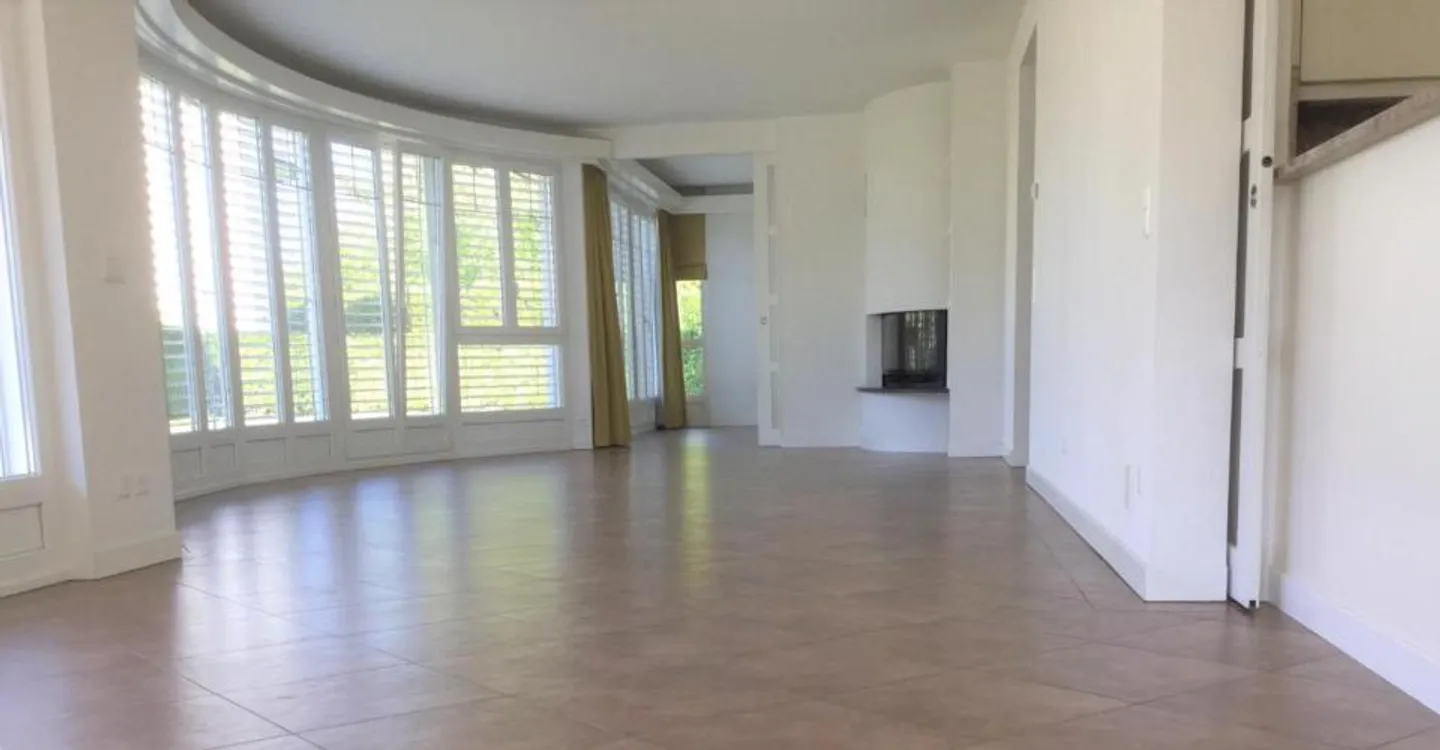 Appartement de luxe avec terrasse - Photo 2 sur 3