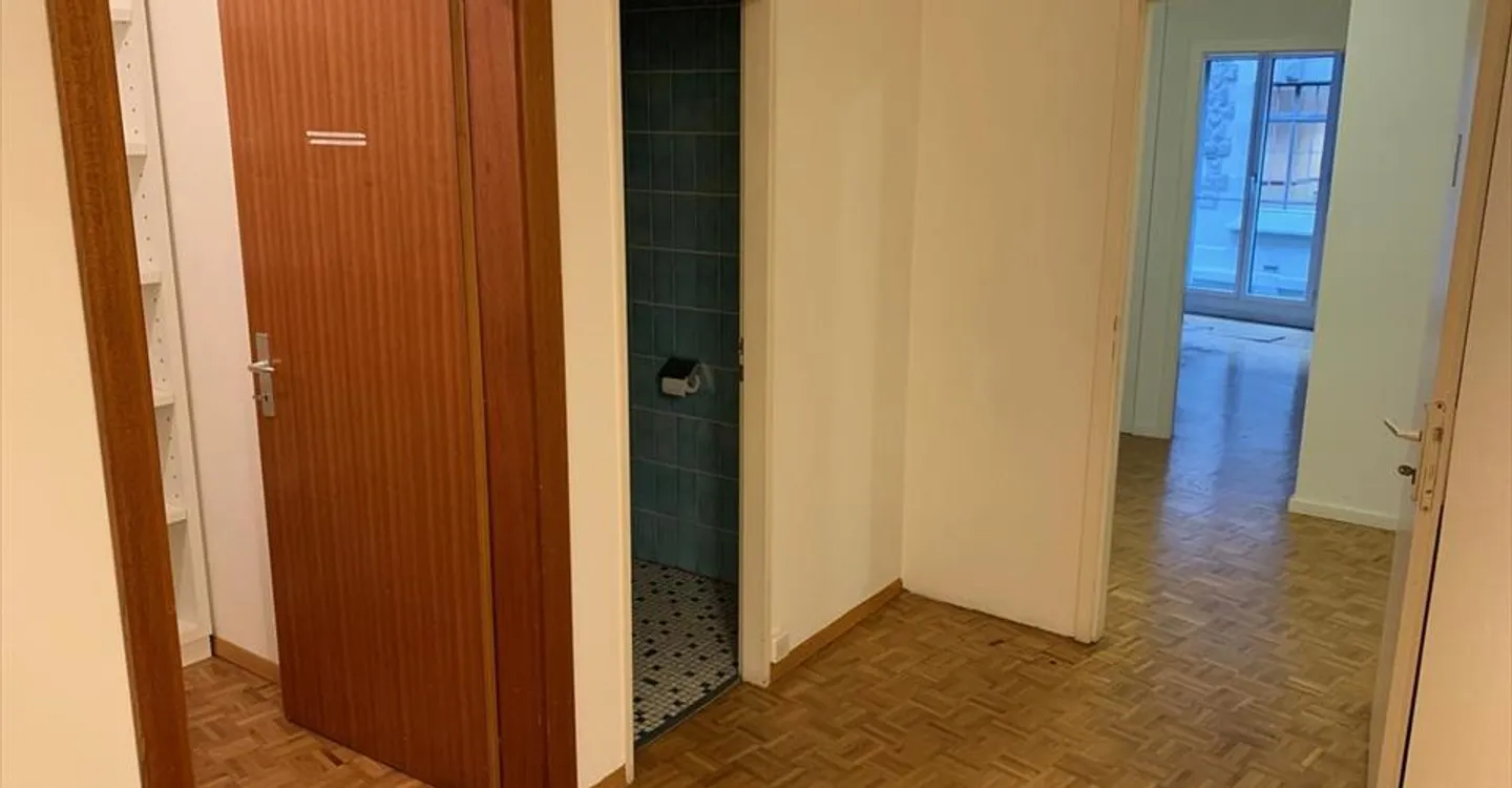 Spazio ufficio in affitto - Foto 2 di 8